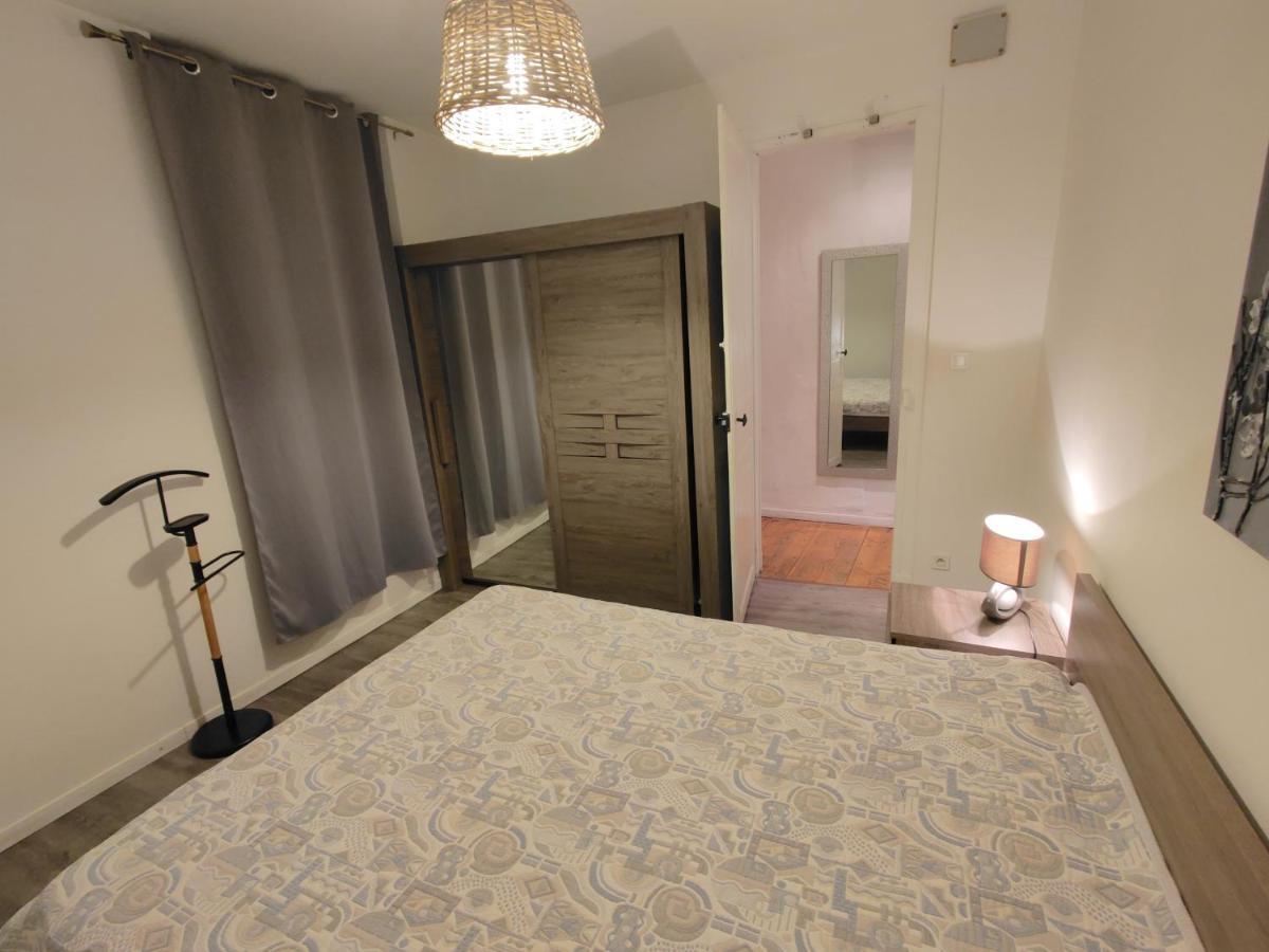 Appartement Centre-Ville Pour Sejour Et Cure Bagneres-de-Bigorre Luaran gambar