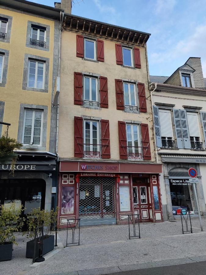 Appartement Centre-Ville Pour Sejour Et Cure Bagneres-de-Bigorre Luaran gambar